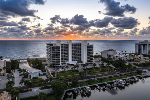 $2,650,000 | 2727 South Ocean Boulevard, Unit 701, Highland Beach, FL 33487