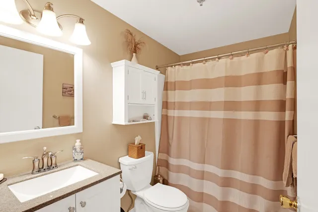 $525,000 | 567 Ocean Boulevard, Unit 104, Hampton, NH 03842