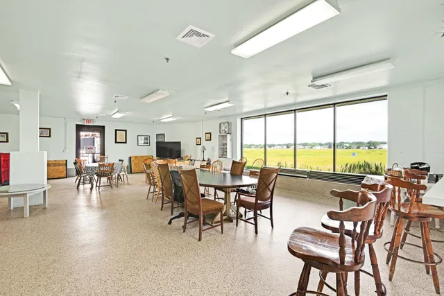 $525,000 | 567 Ocean Boulevard, Unit 104, Hampton, NH 03842