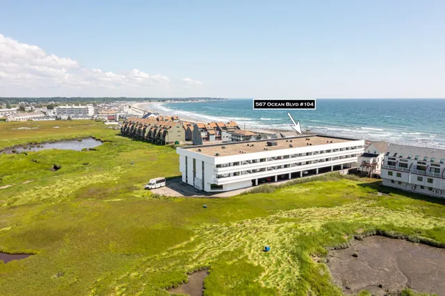 $525,000 | 567 Ocean Boulevard, Unit 104, Hampton, NH 03842