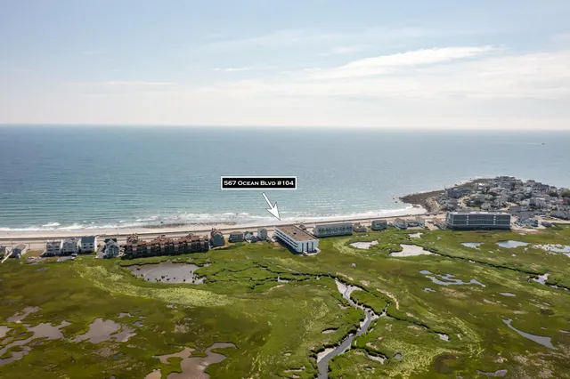 $525,000 | 567 Ocean Boulevard, Unit 104, Hampton, NH 03842