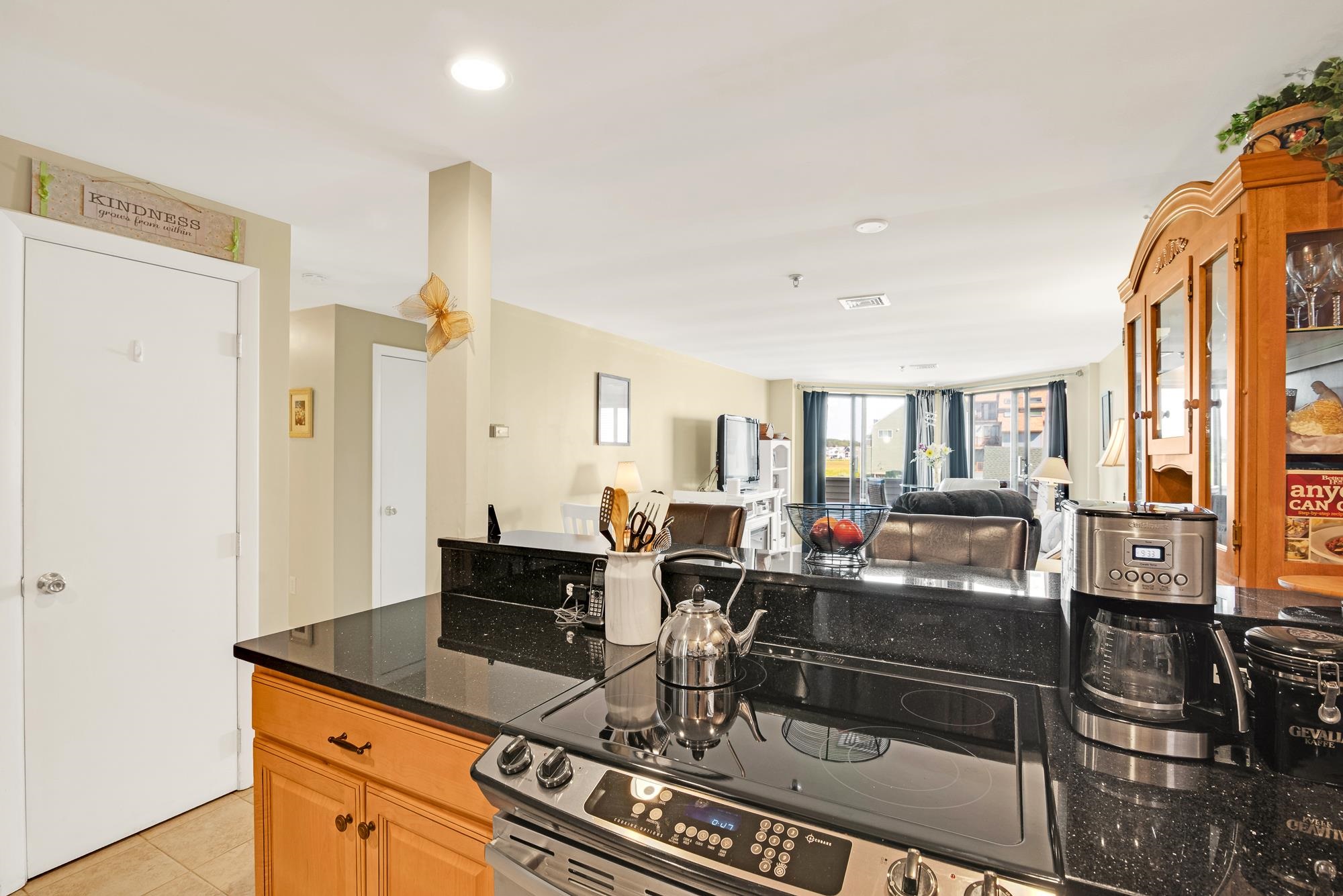 567 Ocean Boulevard, Unit 104 Hampton, NH 03842 - Photo 10 of 41