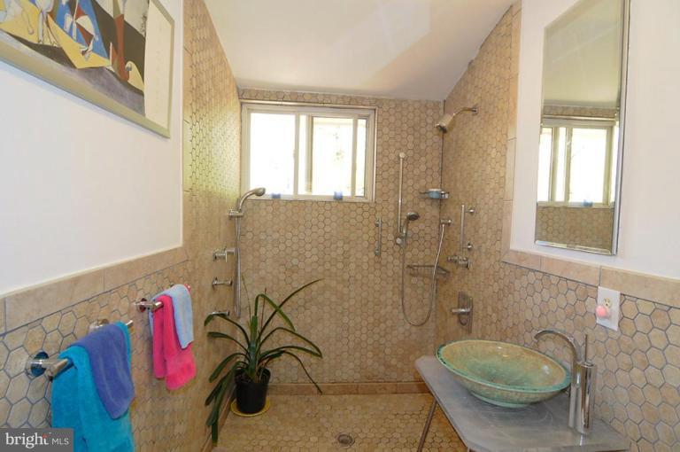 3419 Pendleton Drive Silver Spring, MD 20902 - Photo 14 of 30 Master Bath