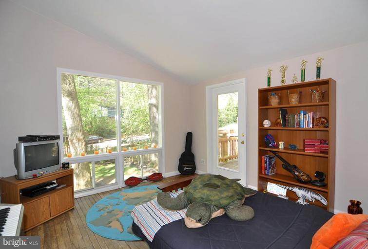 3419 Pendleton Drive Silver Spring, MD 20902 - Photo 17 of 30 Bedroom #4