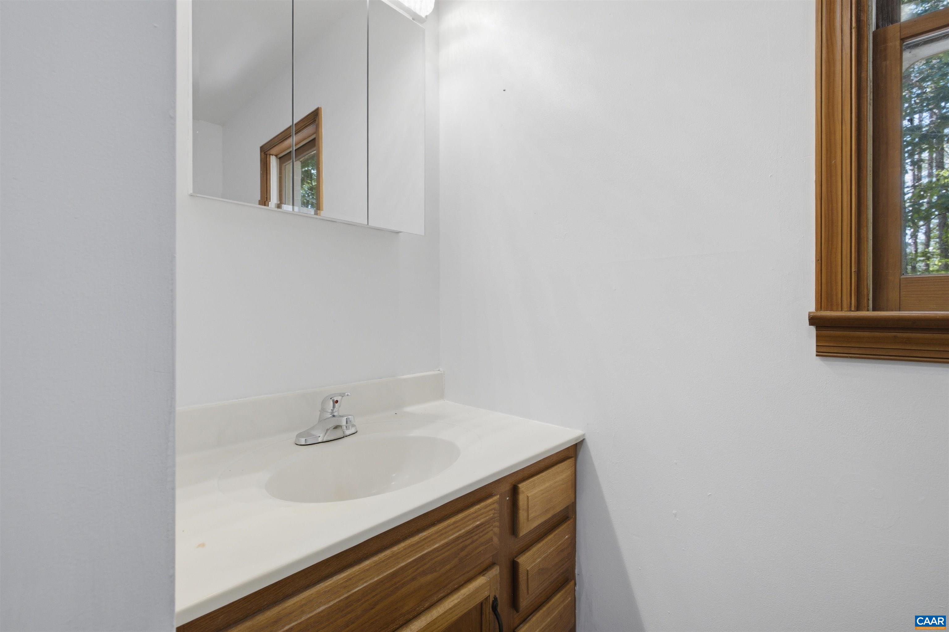 205 Rochelle School Lane Rochelle, VA 22738 - Photo 12 of 27 Gallery Image 12
