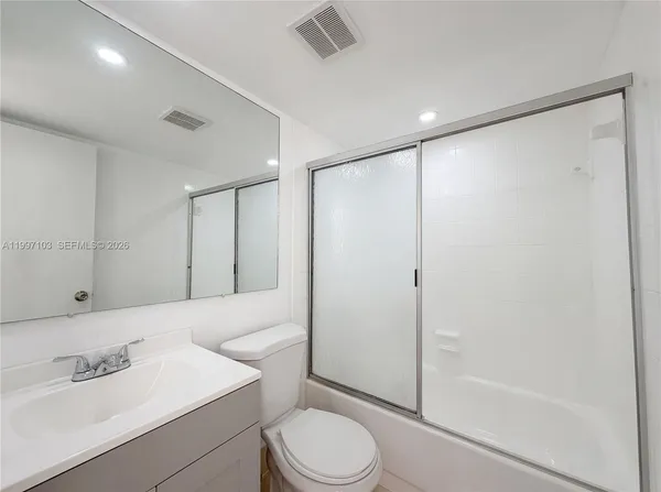$302,000 | 5790 West 26th Avenue, Unit 202, Hialeah, FL 33016