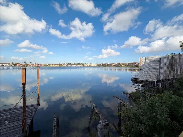 $302,000 | 5790 West 26th Avenue, Unit 202, Hialeah, FL 33016