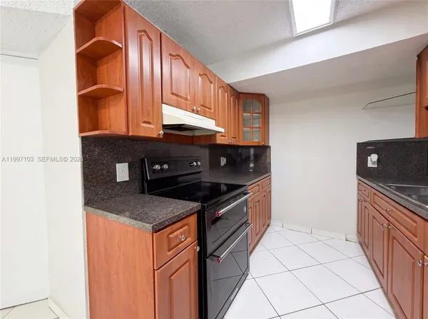 $302,000 | 5790 West 26th Avenue, Unit 202, Hialeah, FL 33016