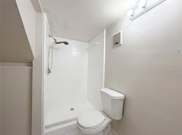 $302,000 | 5790 West 26th Avenue, Unit 202, Hialeah, FL 33016