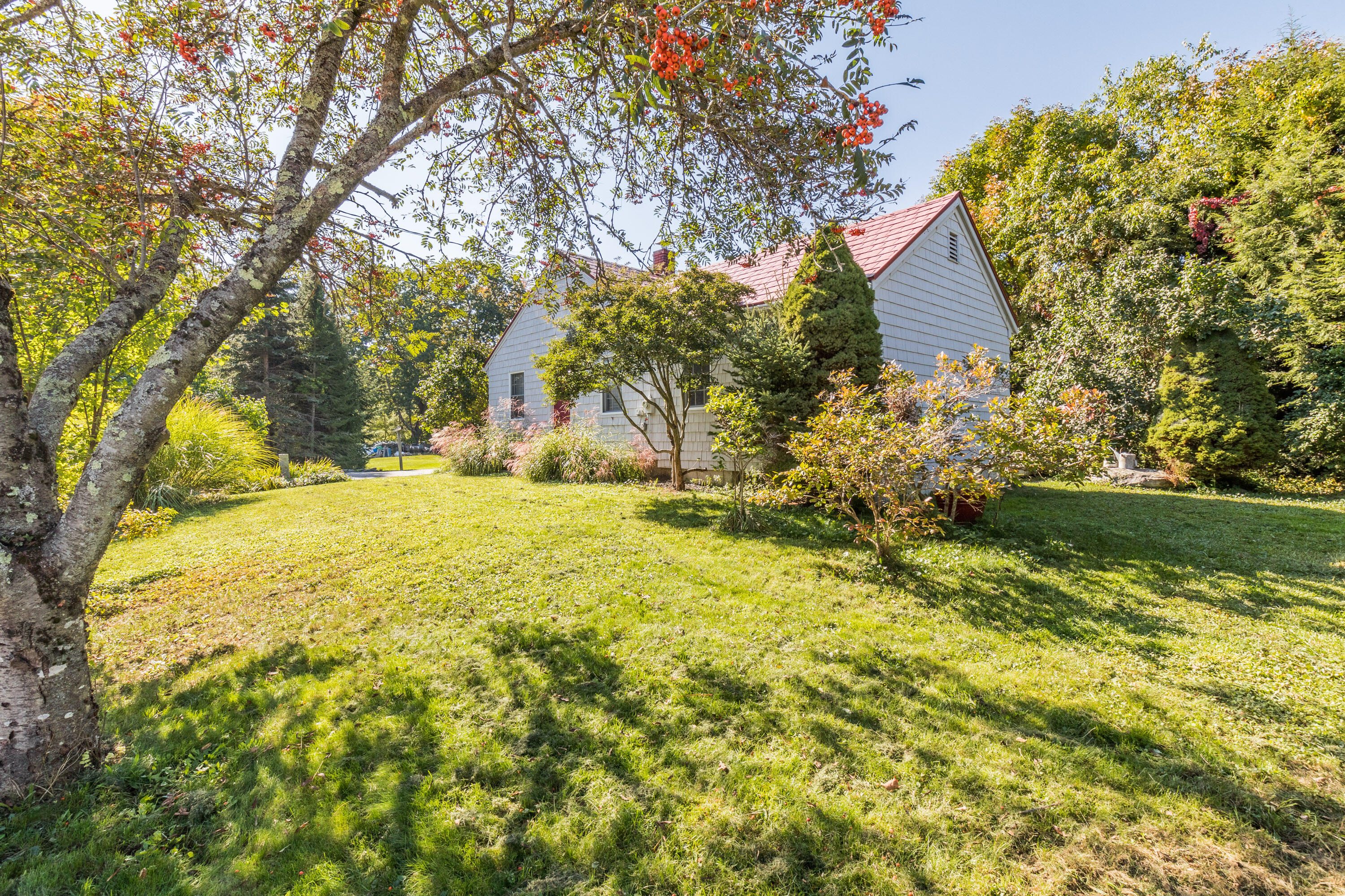 224 Middle Road Falmouth, ME 04105 - Photo 8 of 63 20211007ms-81006