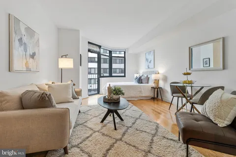 $280,000 | 1117 10th Street Northwest, Unit 405, Washington, DC 20001