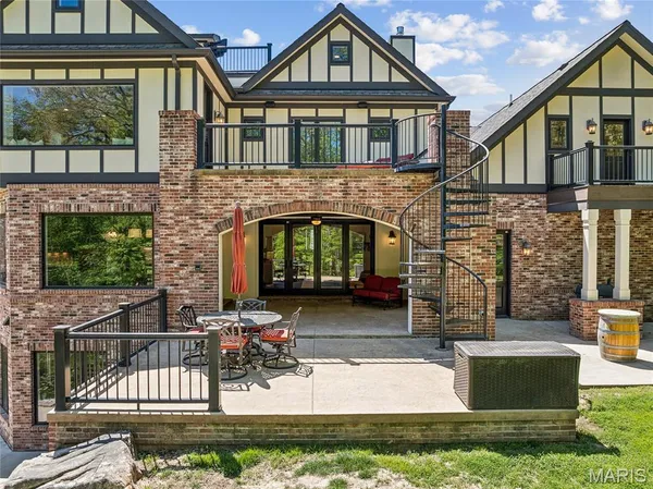 $2,998,000 | 22 Countryside Lane, Frontenac, MO 63131