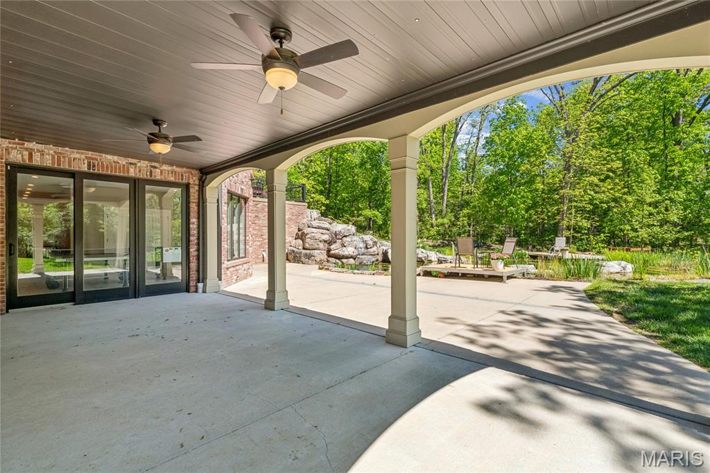 22 Countryside Lane Frontenac, MO 63131 - Photo 7 of 51