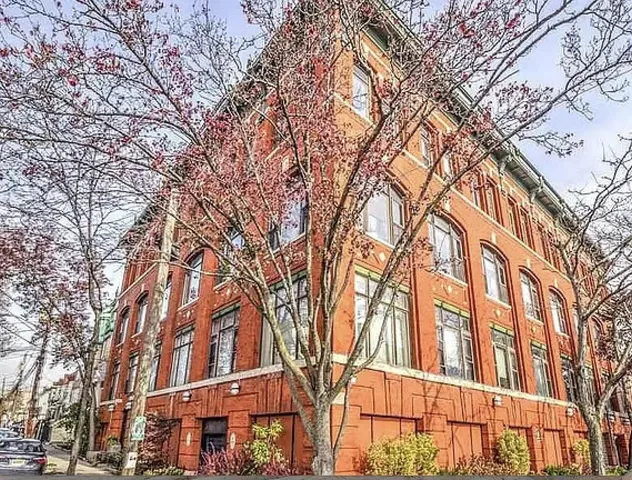 $1,800 | 120 Sherman Avenue, Unit 3F, Jersey City, NJ 07307