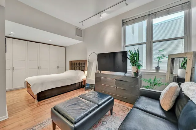 $1,800 | 120 Sherman Avenue, Unit 3F, Jersey City, NJ 07307