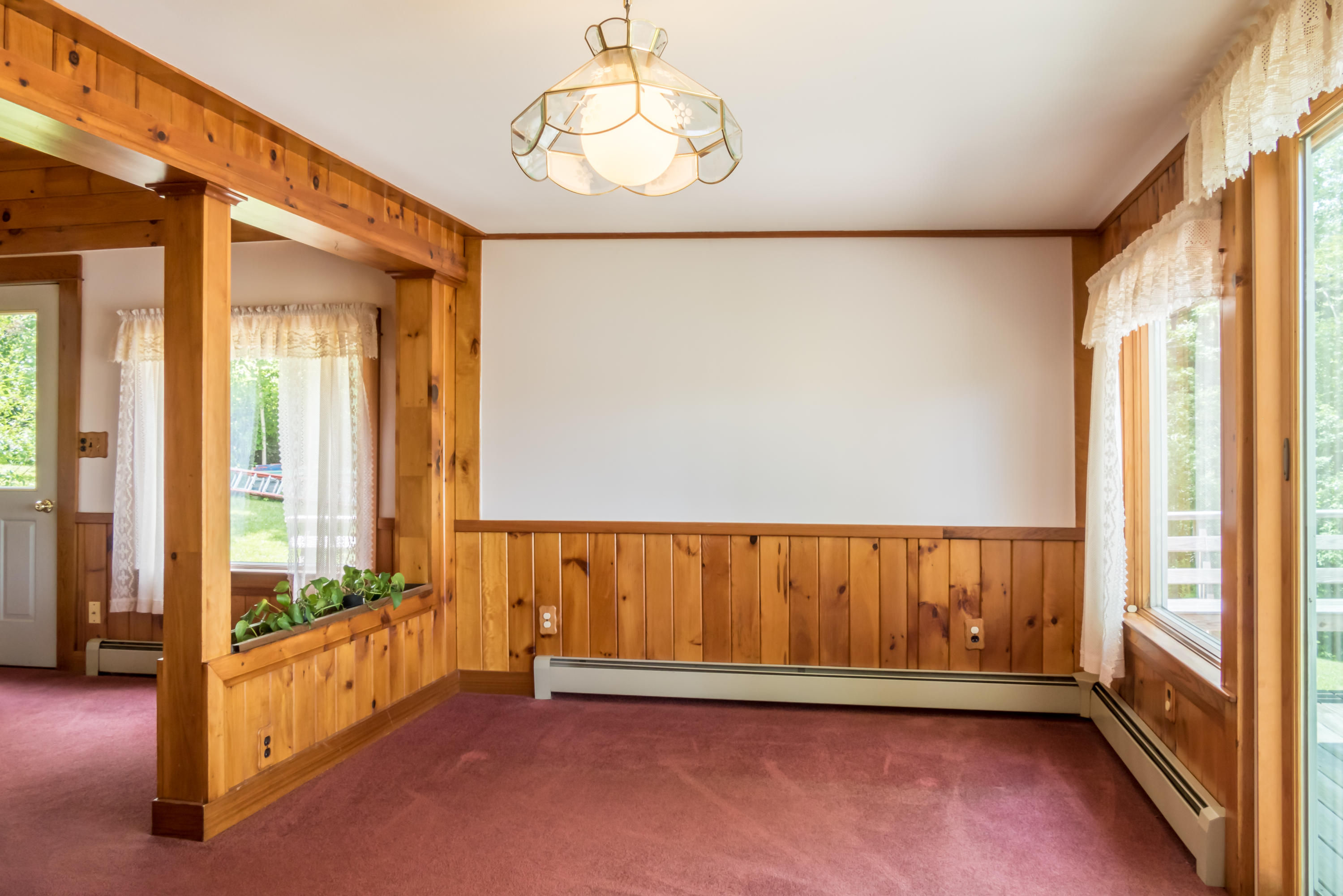3 McKinney Road Harpswell, ME 04079 - Photo 17 of 40 Living room