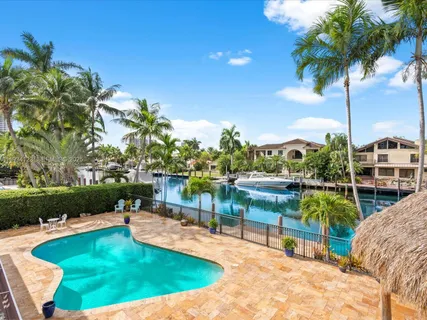 $3,750,000 | 624 Palm Drive, Hallandale Beach, FL 33009