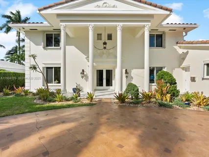 $3,750,000 | 624 Palm Drive, Hallandale Beach, FL 33009