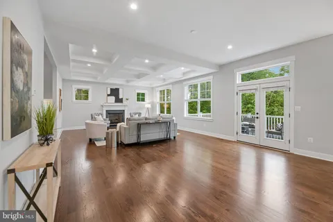 $2,400,000 | 2336 North Oak Street, Falls Church, VA 22046