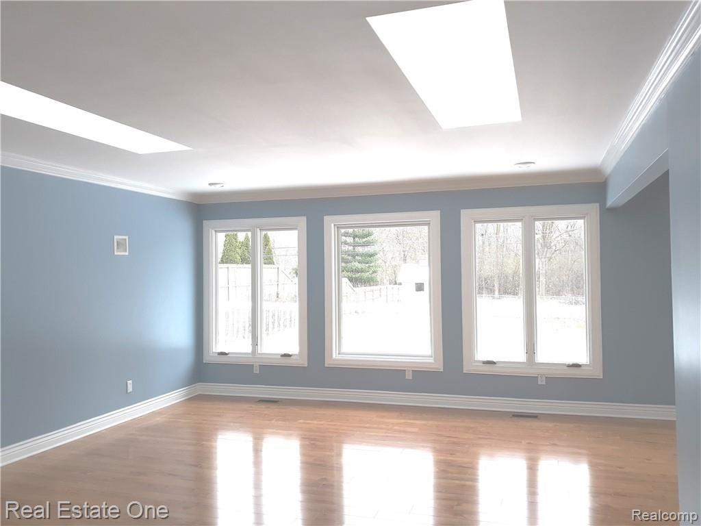 1804 Ruby Avenue Rochester Hills, MI 48309 - Photo 6 of 24