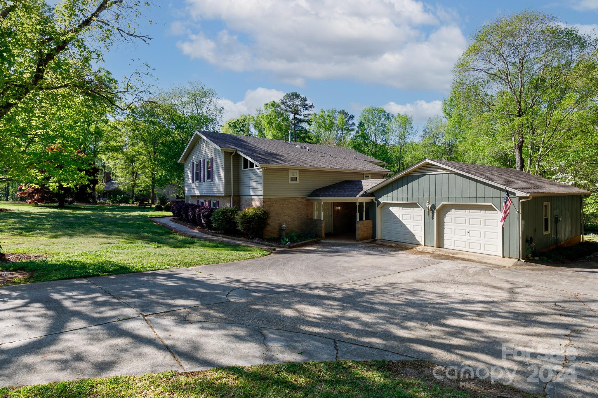 3072 Shandon Road Rock Hill, SC 29730 - Photo 3 of 45 Gallery Image 3