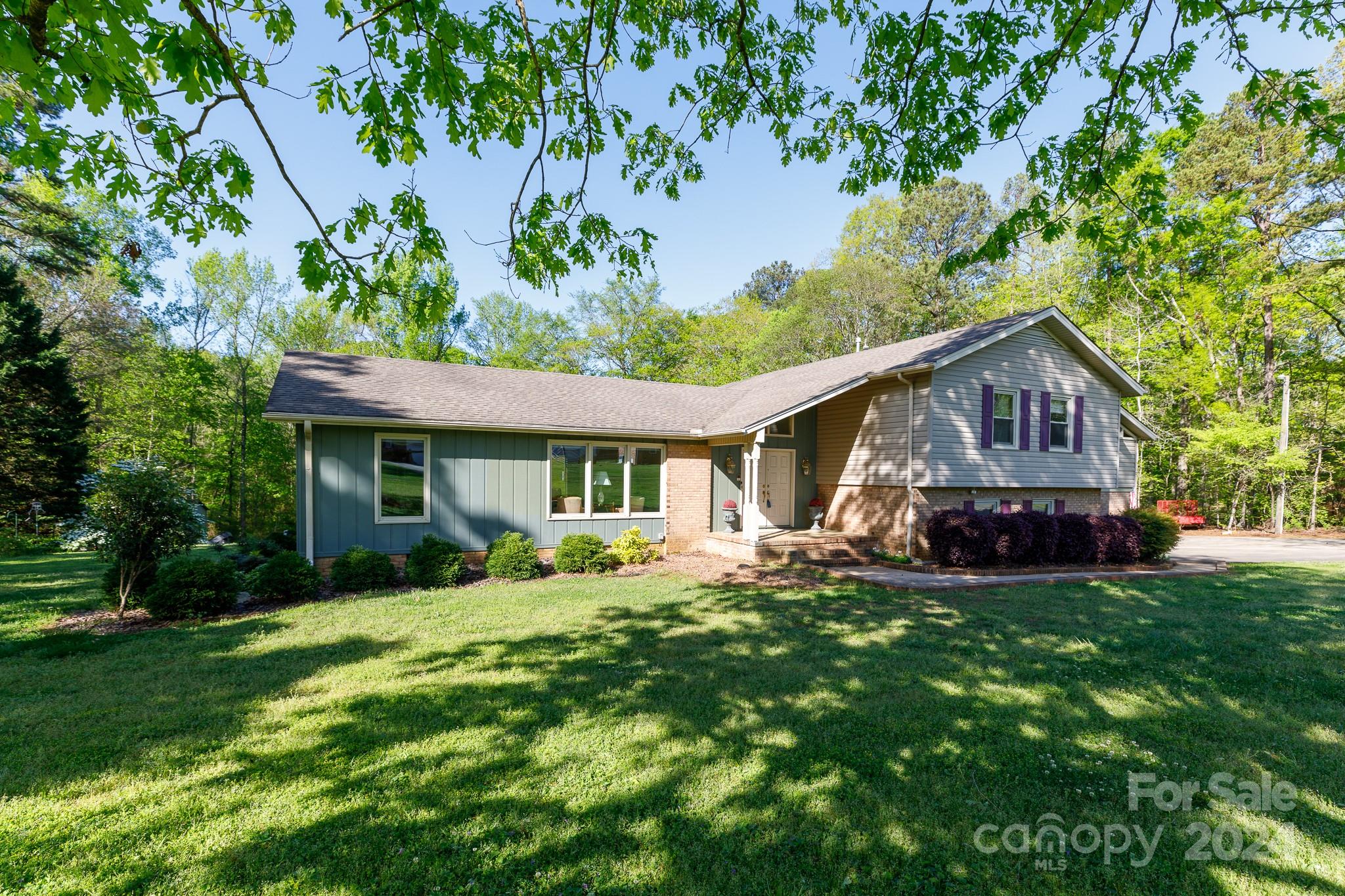 3072 Shandon Road Rock Hill, SC 29730 - Photo 4 of 45 Gallery Image 4