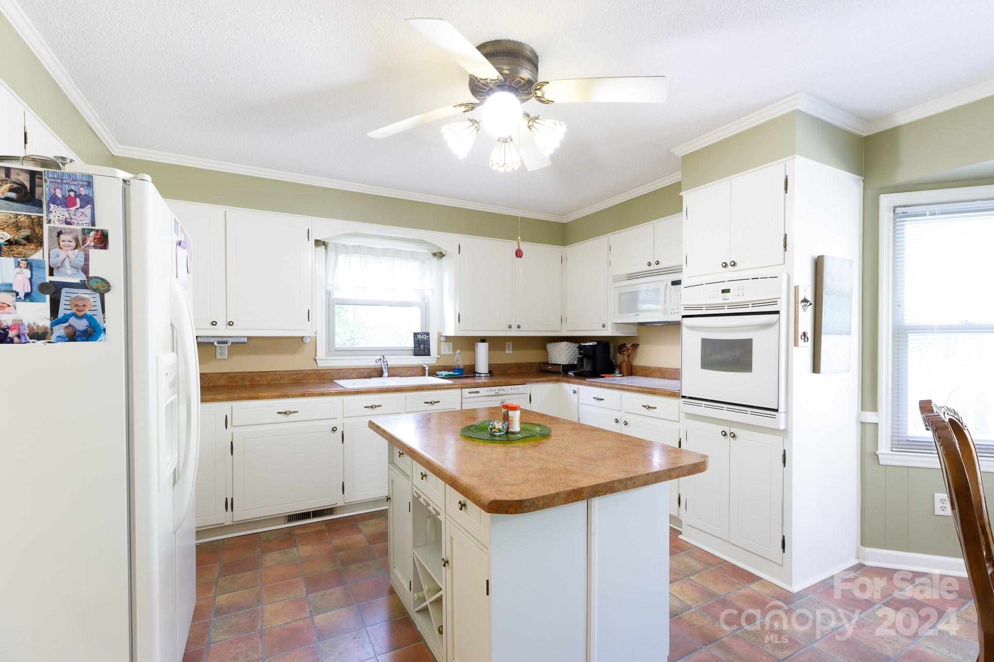3072 Shandon Road Rock Hill, SC 29730 - Photo 9 of 45 Gallery Image 9