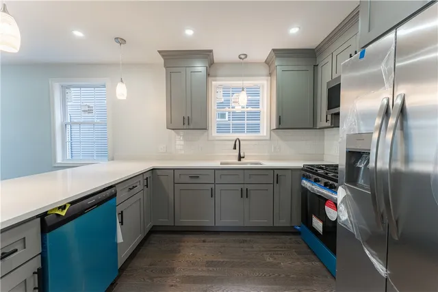 $770,000 | 31 Vandewater Street, Providence, RI 02908