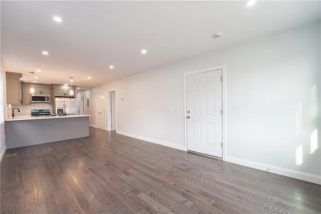 $770,000 | 31 Vandewater Street, Providence, RI 02908