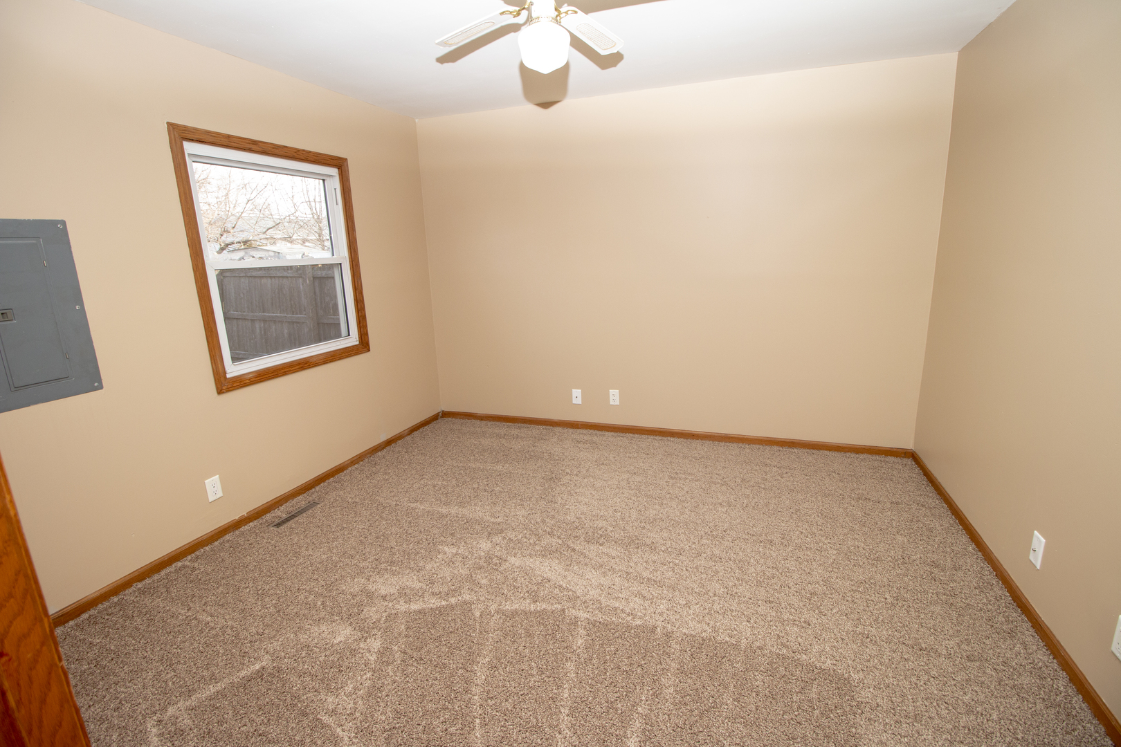 222 Healy Avenue Romeoville, IL 60446 - Photo 7 of 11