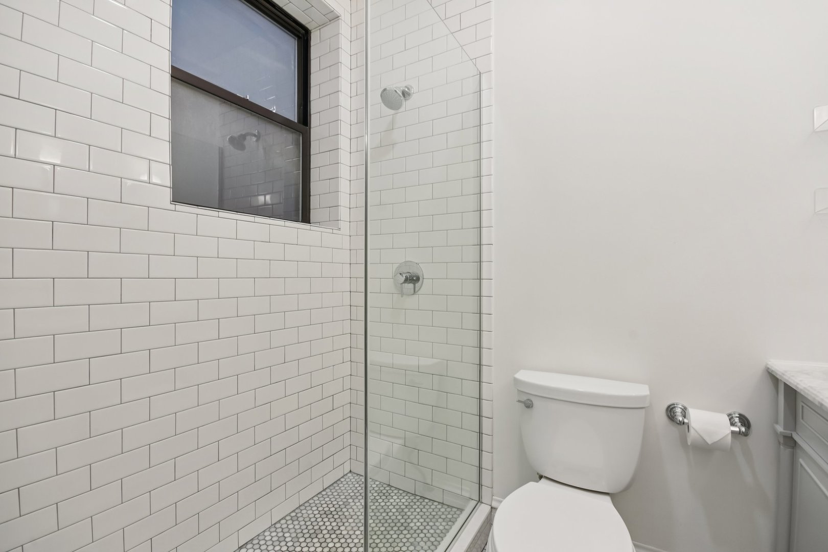 2142 North Racine Avenue, Unit 2 Chicago, IL 60614 - Photo 23 of 31 Gallery Image 23