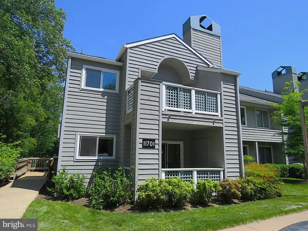$2,500 | 11701 Summerchase Circle, Unit A, Reston, VA 20194