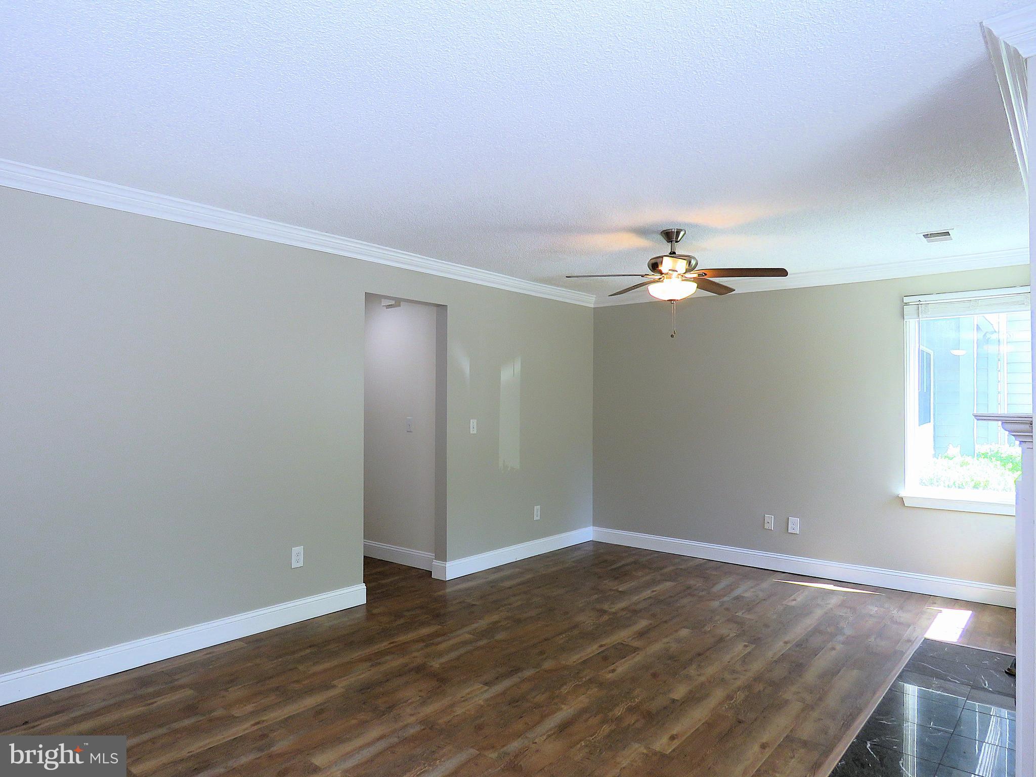 11701 Summerchase Circle, Unit A Reston, VA 20194 - Photo 8 of 32 Living Room