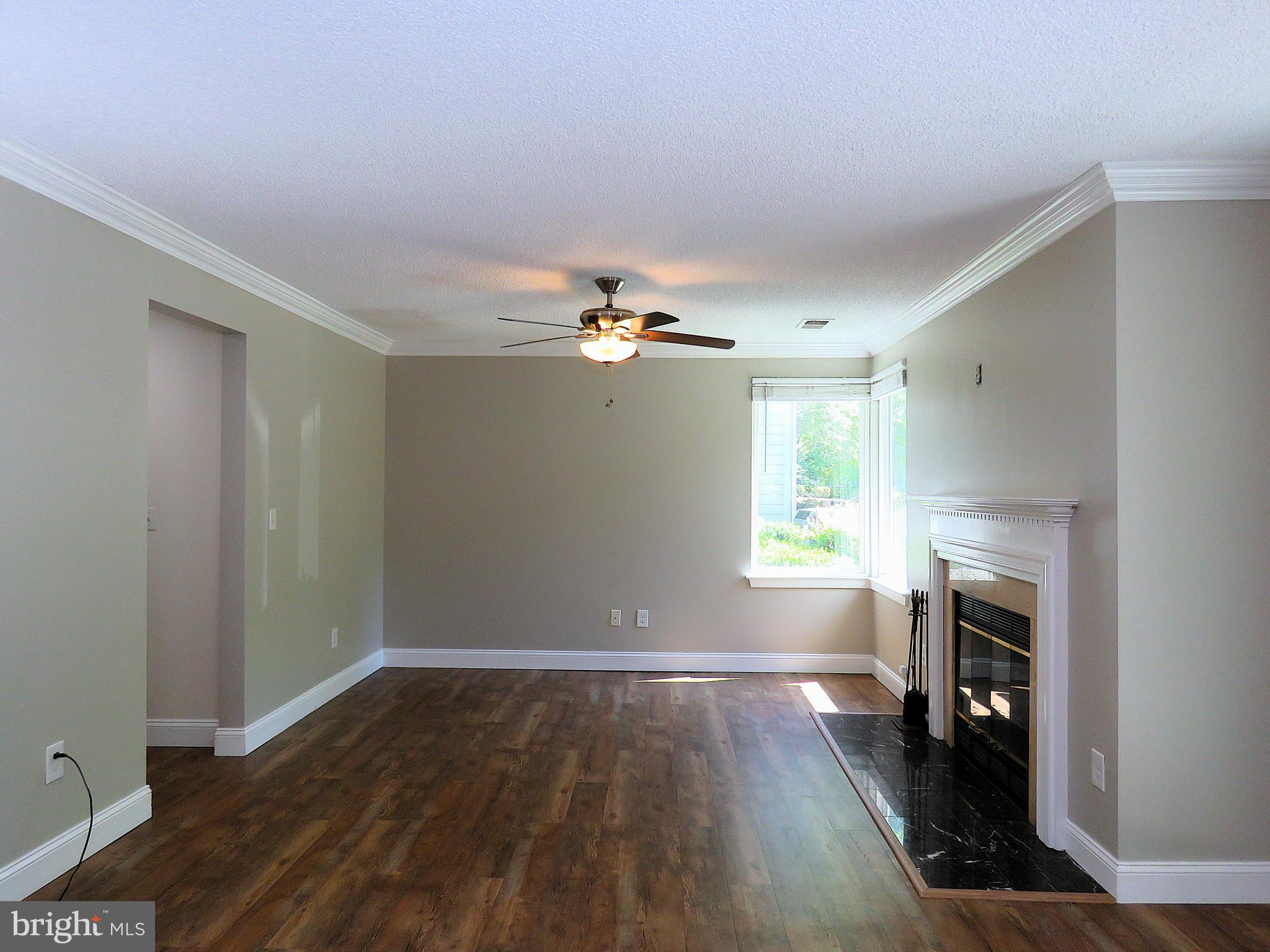11701 Summerchase Circle, Unit A Reston, VA 20194 - Photo 9 of 32 Living Room