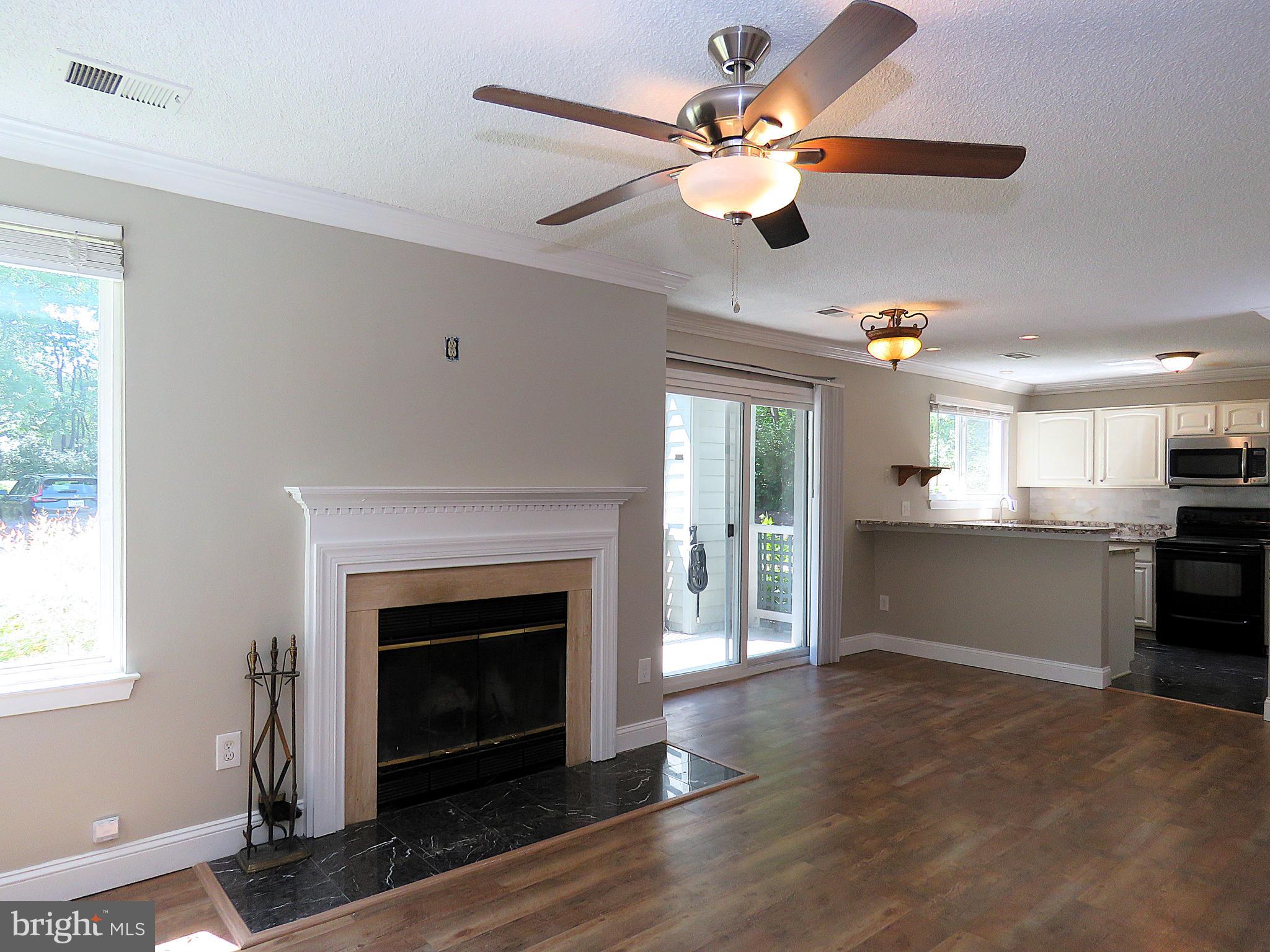 11701 Summerchase Circle, Unit A Reston, VA 20194 - Photo 10 of 32 Living Room
