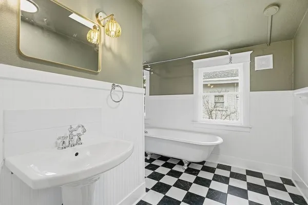 $649,900 | 2114 South Grand Boulevard, Spokane, WA 99203