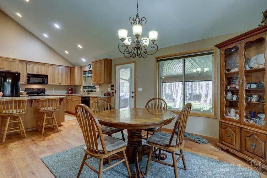 19096 Obsidian Road Bend, OR 97702 - Photo 6 of 25 Additional Photo