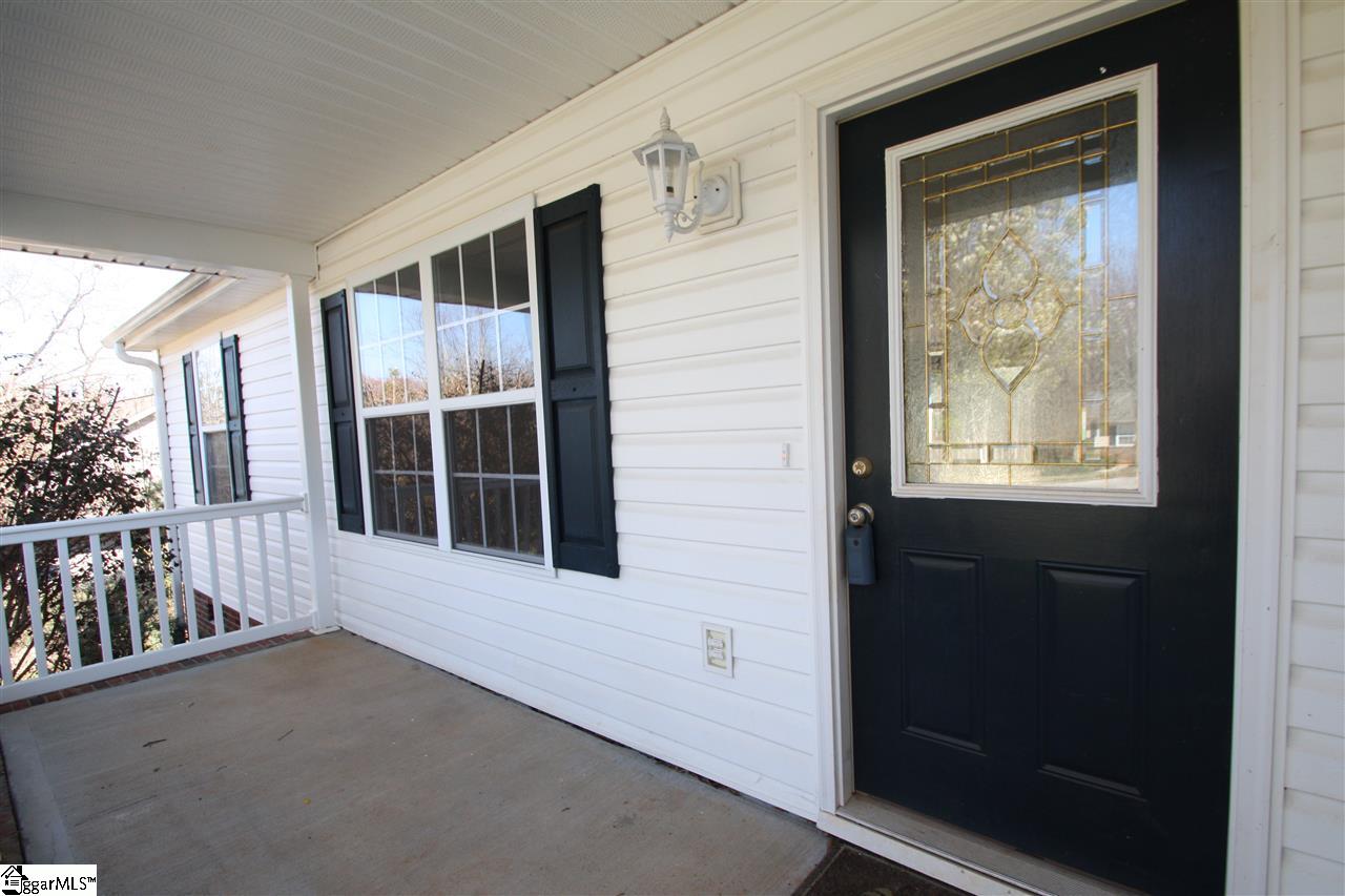 282 Bethany Court Inman, SC 29349 - Photo 2 of 21