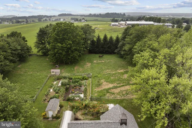 $799,800 | 650 Broad Street, Honey Brook, PA 19344