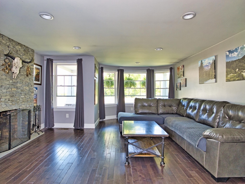178 Main Road Westport, MA 02790 - Photo 19 of 41 Gallery Image 19