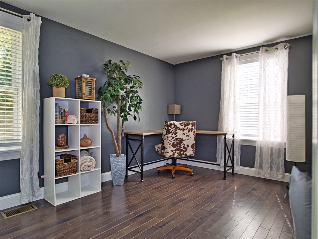 178 Main Road Westport, MA 02790 - Photo 28 of 41 Gallery Image 28