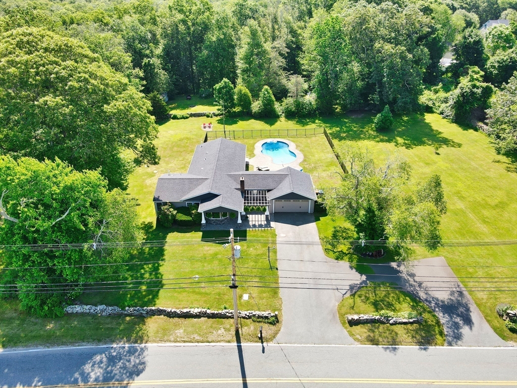 178 Main Road Westport, MA 02790 - Photo 5 of 41 Gallery Image 5