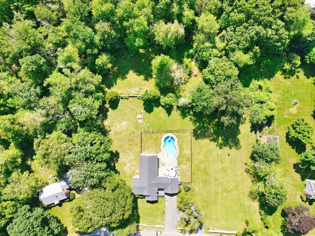178 Main Road Westport, MA 02790 - Photo 7 of 41 Gallery Image 7