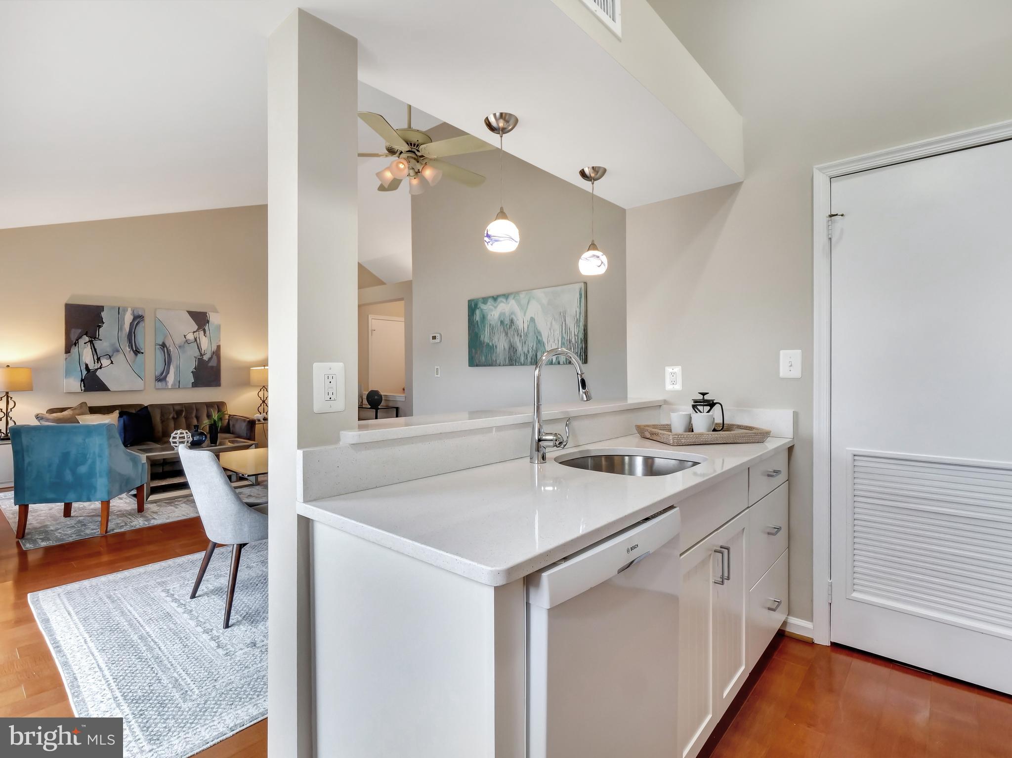 4525 28th Road South, Unit C Arlington, VA 22206 - Photo 14 of 36 Kitchen