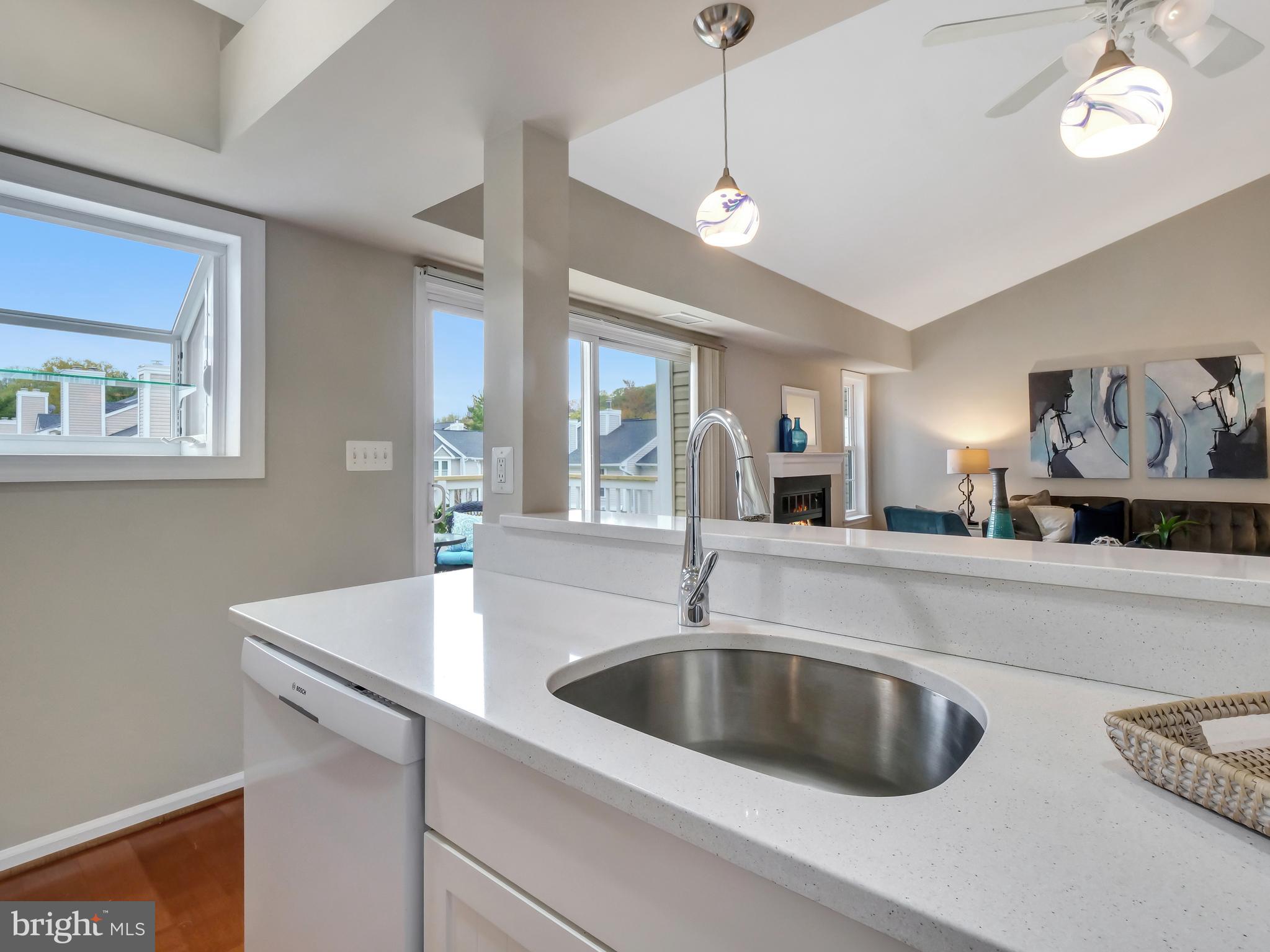 4525 28th Road South, Unit C Arlington, VA 22206 - Photo 15 of 36 Kitchen