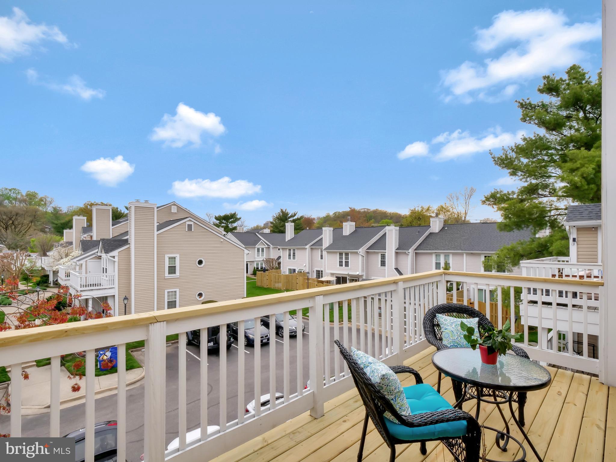 4525 28th Road South, Unit C Arlington, VA 22206 - Photo 17 of 36 Deck