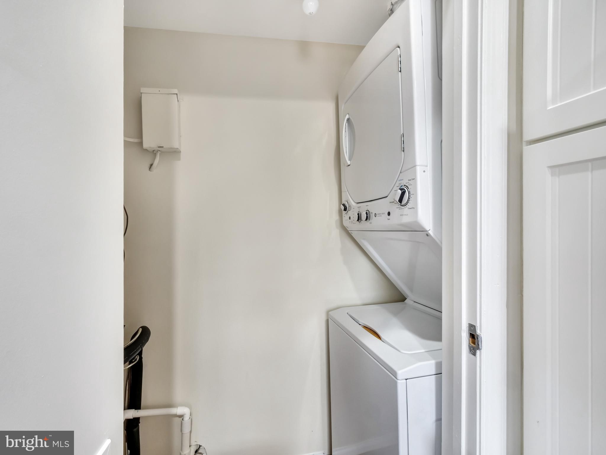 4525 28th Road South, Unit C Arlington, VA 22206 - Photo 29 of 36 Laundry