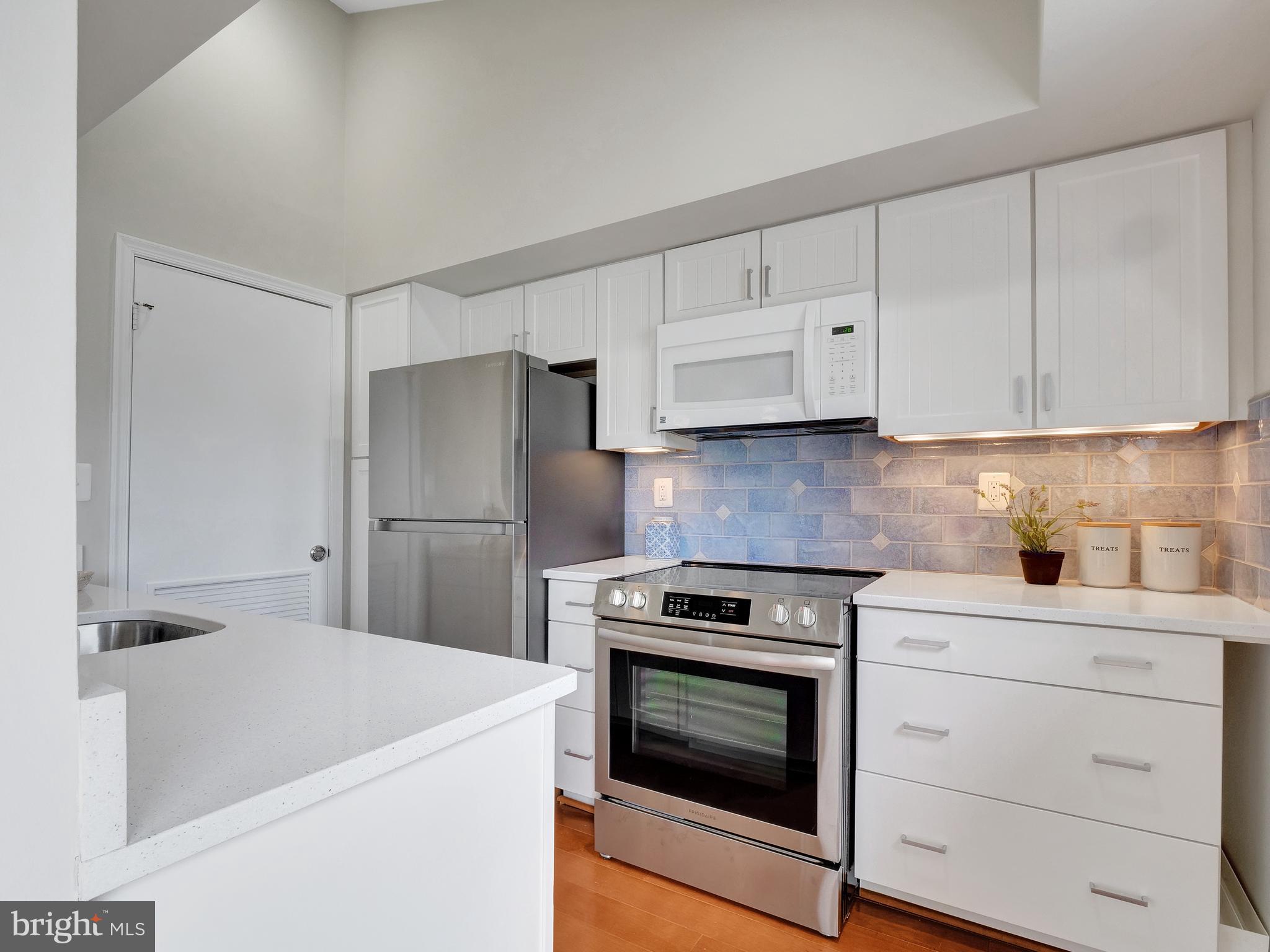 4525 28th Road South, Unit C Arlington, VA 22206 - Photo 10 of 36 Kitchen