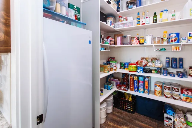 $899,000 | 4089 North 2280 East, Filer, ID 83328