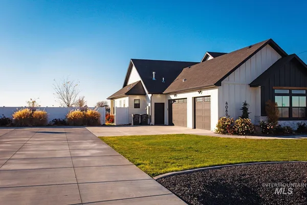 $899,000 | 4089 North 2280 East, Filer, ID 83328
